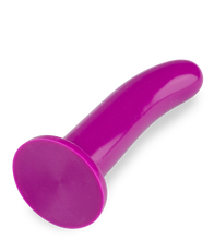 Laden Sie das Bild in den Galerie-Viewer, 14 cm langer glatter Dildo für Strapons