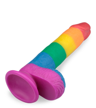 Laden Sie das Bild in den Galerie-Viewer, 19 cm langer Saugnapf-Dildo Pride