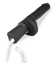 Laden Sie das Bild in den Galerie-Viewer, Automatischer Stoßdildo aus Silikon Russell