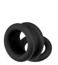 Laden Sie das Bild in den Galerie-Viewer, Doppel-Cockring für Penis und Hoden Plop