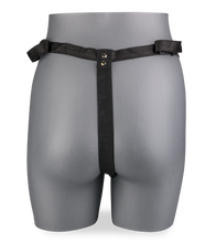 Laden Sie das Bild in den Galerie-Viewer, Doppeldildo mit O-Ring-Gurt