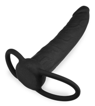 Laden Sie das Bild in den Galerie-Viewer, Doppeldildo mit Penis- und Hodenring