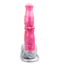 Laden Sie das Bild in den Galerie-Viewer, Pferdedildo mit Saugnapf Pegasus