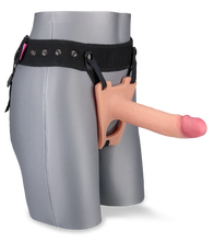 Laden Sie das Bild in den Galerie-Viewer, Realistischer Strap-on-Dildo für Männer aus Silikon