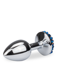 Laden Sie das Bild in den Galerie-Viewer, Rosebud-Analplug mit Perlen