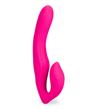 Laden Sie das Bild in den Galerie-Viewer, Strapless Strapon GirlBoss