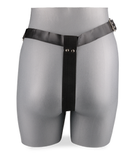 Laden Sie das Bild in den Galerie-Viewer, Strapon-Dildo Enerst