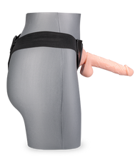 Laden Sie das Bild in den Galerie-Viewer, Strapon mit Saugnapf-Befestigung Cody 16,5 cm