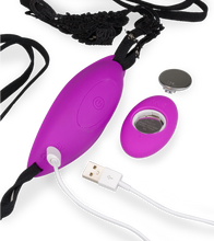 Laden Sie das Bild in den Galerie-Viewer, Vibrating Panties Penelope
