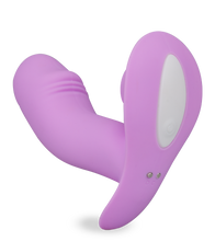 Laden Sie das Bild in den Galerie-Viewer, Vibrating Panty mit Dreifachstimulation und Heizfunktion July