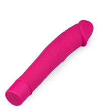 Laden Sie das Bild in den Galerie-Viewer, Vibrator mit geadertem Schaft 10 Modi